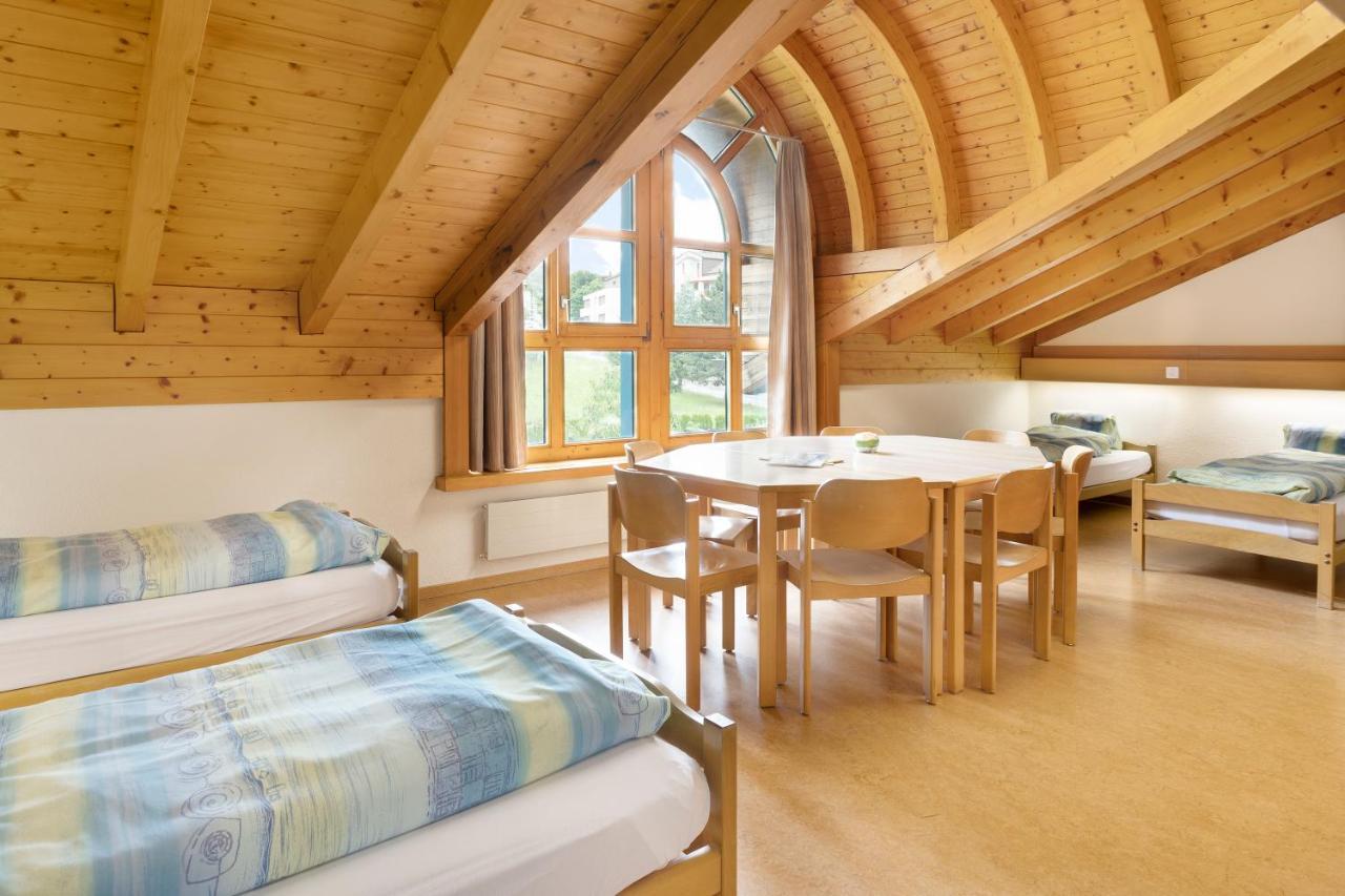 Hotel & Bildungshaus St. Jodern Висп Екстериор снимка
